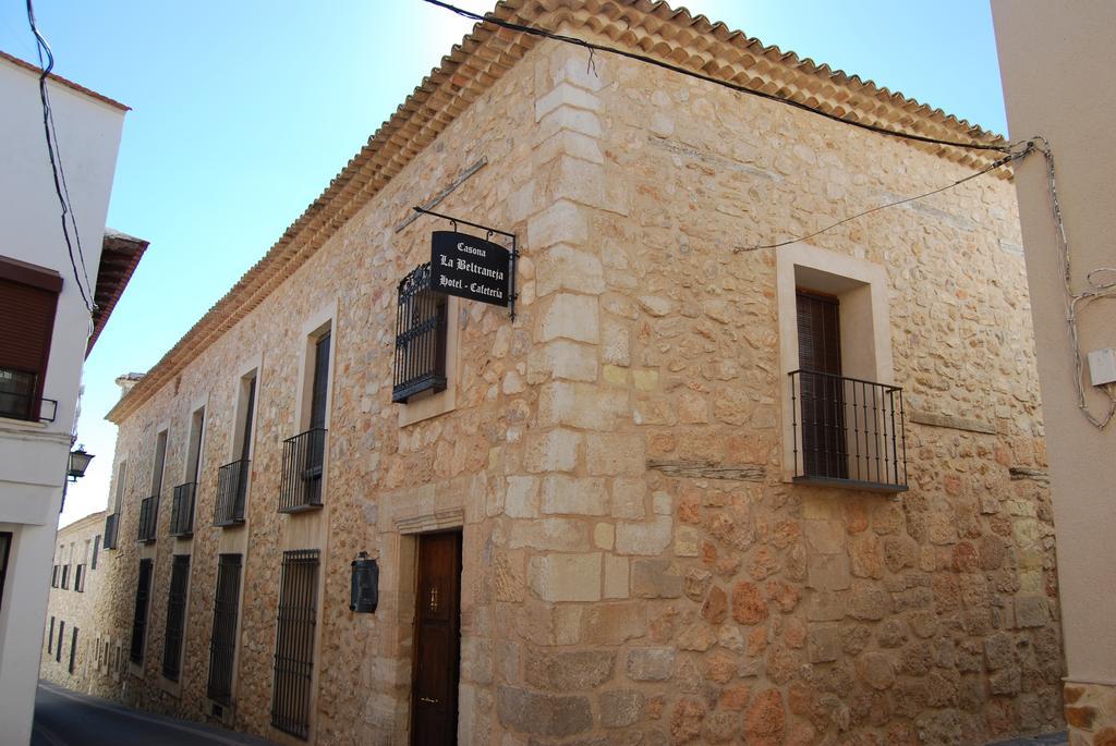 Отель Hospederia Real Casona La Beltraneja Бельмонте Экстерьер фото